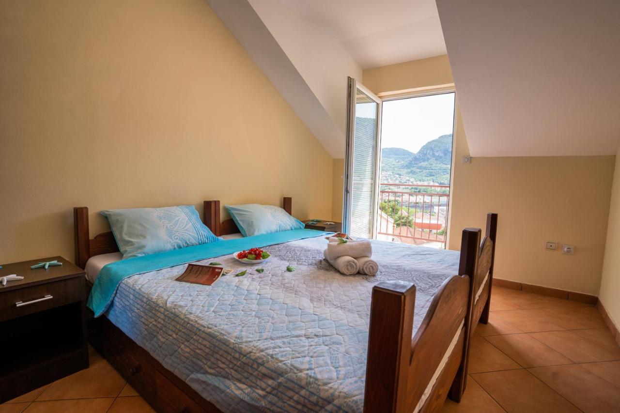 Albatros Apartment Kotor Luaran gambar
